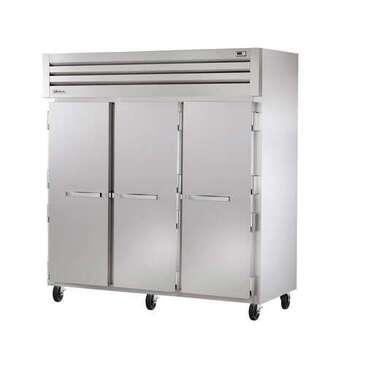 True Mfg. - General Foodservice STG3R-3S-HC SPEC SERIES® Refrigerator