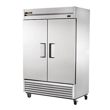 True Mfg. - General Foodservice TS-49F-HC 54.13'' 49.0 cu. ft. Bottom Mounted 2 Section Solid Door Reach-In Freezer
