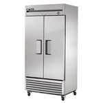 True Mfg. - General Foodservice T-35-HC 39.5'' 32 Cu. Ft. Bottom Mounted 2 Section Solid Door Reach-In Refrigerator