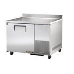 True Mfg. - General Foodservice TWT-44-HC 44.5'' 1 Door ADA Height Worktop Refrigerator with Front Breathing Compressor - 11.4 cu. ft.